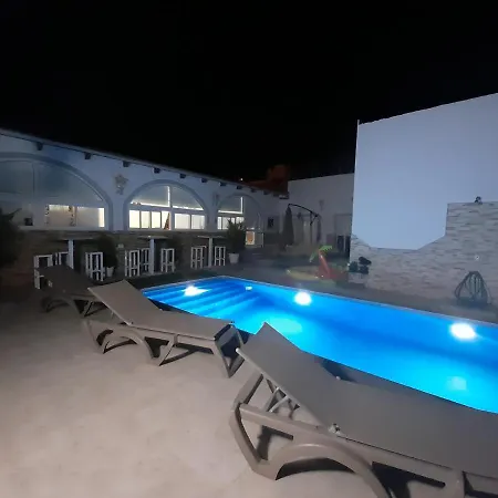 Tenerife Little Village 1d * סן איסידרו