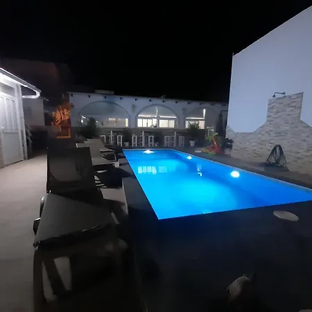 Tenerife Little Village 1d Апартаменты *