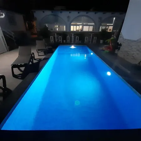Tenerife Little Village 1d Апартаменты *